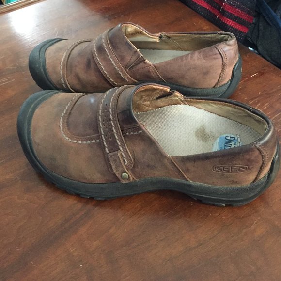 KEEN LEATHER LOAFER SHOES SIZE 9.5 - Picture 3 of 9
